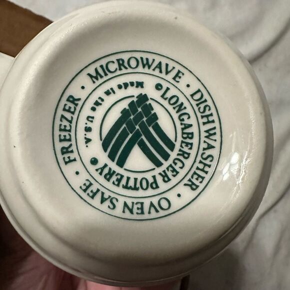 Longaberger Retired Traditional Holly Set of 2 Mugs Made in USA - Picture 4 of 6